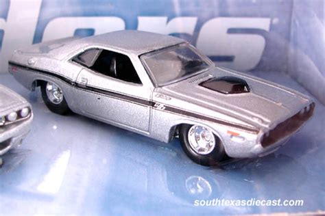 Hot Wheels Guide 70 Dodge Challenger Hemi