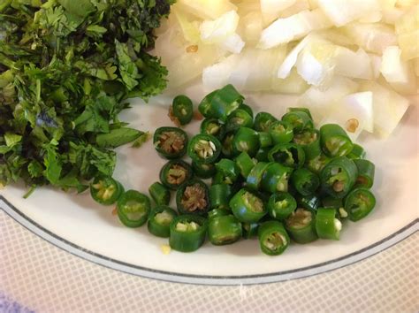 This Muslim Girl Bakes: Potato and Peas Samosa Filling