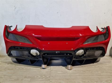 FERRARI F8 TRIBUTO ZDERZAK DYFUZOR TYŁ CARBON Ferrari f8 TRIBUTO carbon