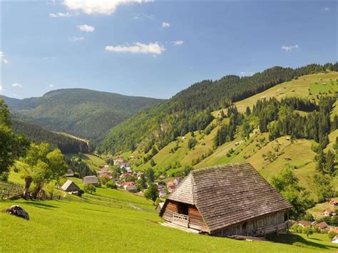 Trekking the Transylvanian Alps vacation | Responsible Travel