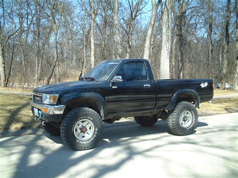 89 95 Toyota Pick Up With Fender Flares Flickr Photo Sharing