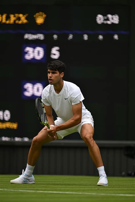 Wimbledon Sjajni Carlos Alcaraz Ubjedljivom Pobjedom Po Eo Turnir