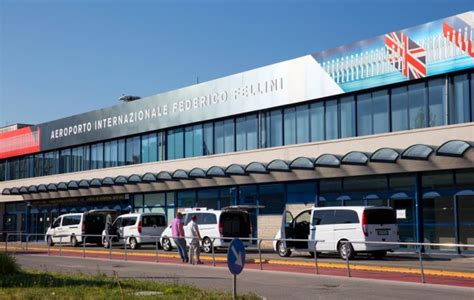 Aeroporto Fellini Circa 178 Mila I Passeggeri Trasportati Nei Nove