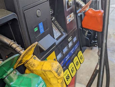 Florida Gas Prices Hit Two Month Low Ahead Of Labor Day