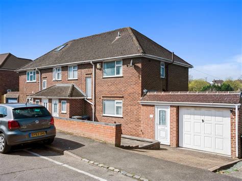 3 Bed Semi Detached House For Sale In Juniper Drive High Wycombe Hp12