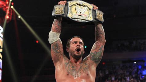 10 Longest WWE Title Reigns Ever