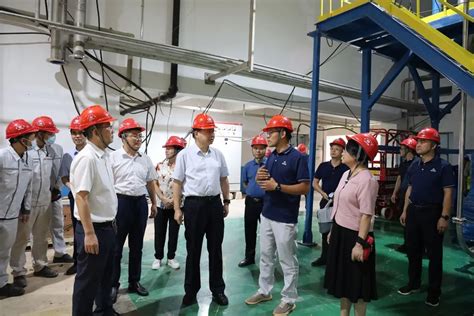 黄日波赴玉林市协调推进重大项目时提出 提供全方位优质服务 加快项目建设步伐