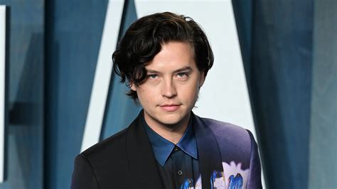 Cole Sprouse Wiki Biography Age Career Height Girlfriend Images Videos And Facts