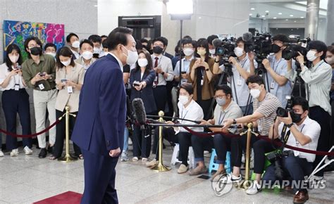 속보 尹대통령 어제 100일 회견 취지는 국민 말씀 받들겠다는 것 나무뉴스