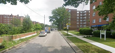 Aging Shaker Square Apartment Complexes Bought Neotrans