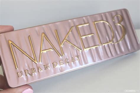 URBAN DECAY Naked 3 Eyeshadow Palette Review Swatches CassandraMyee NZ Beauty Blog