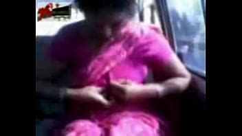Sex In Car XVIDEOS