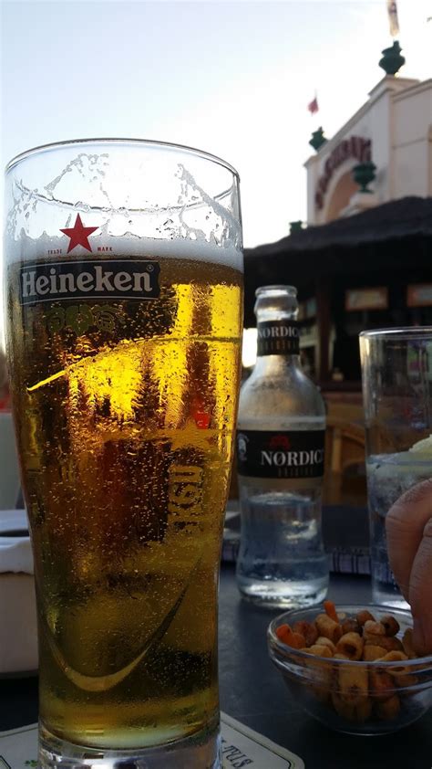 El arte de la cerveza Heineken gana un 24 8 más en 2015