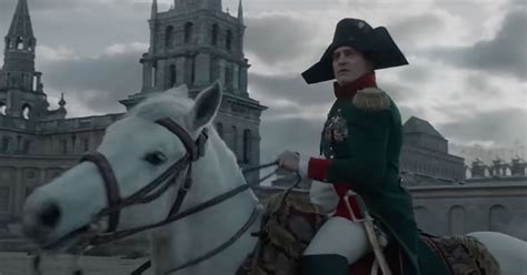 Joaquin Phoenix Encara A Revolu O Francesa No Primeiro Trailer De