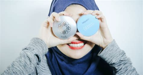 Female Daily Editorial Battle Of The Month Bedak Halal Brand Wardah