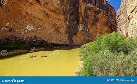 Canoe On Rio Grande River In Big Bend National Park Editorial