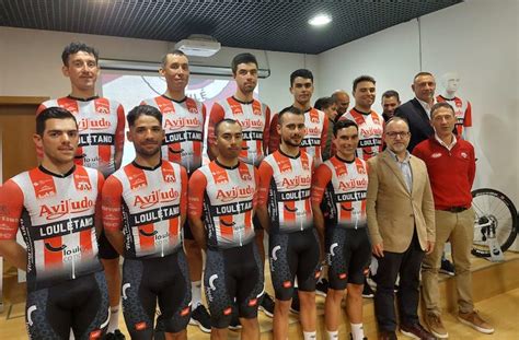 Aviludo Apoia Equipa De Ciclismo Do Louletano Na Volta Ao Algarve