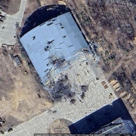 Antonov An-225 wreckage in Hostomel, Ukraine - Virtual Globetrotting