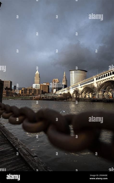 Cleveland ohio skyline Stock Photo - Alamy