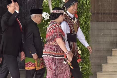 Jokowi Hadiri Sidang Tahunan Mpr Kenakan Pakaian Adat Tanimbar