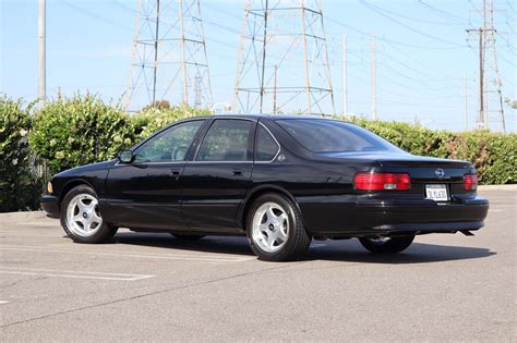 This Chevy Impala SS Sleeper Sedan Has Only 15,000 Miles On the Clock - autoevolution