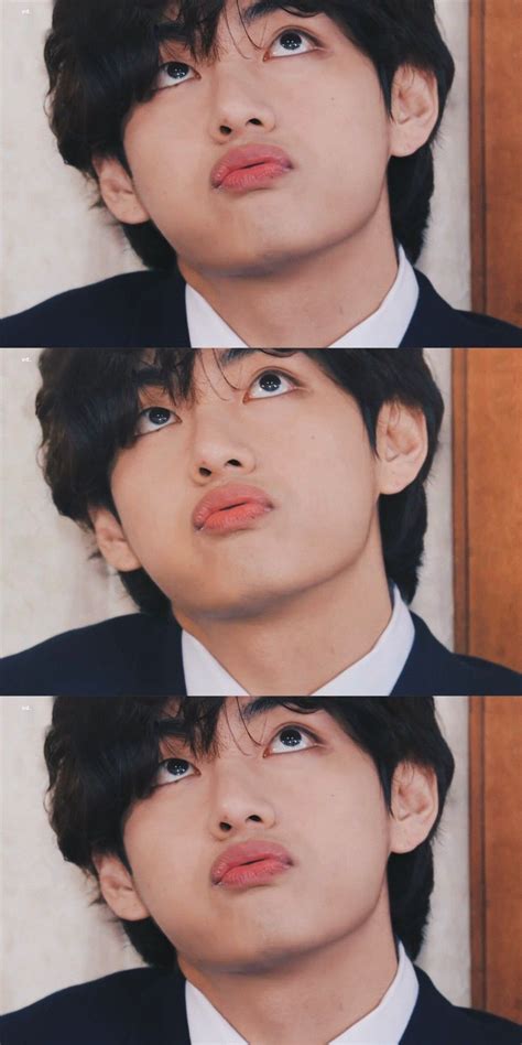 Pin By Army On V Kim Taehyung태형 Kim Taehyung Wallpaper Taehyung