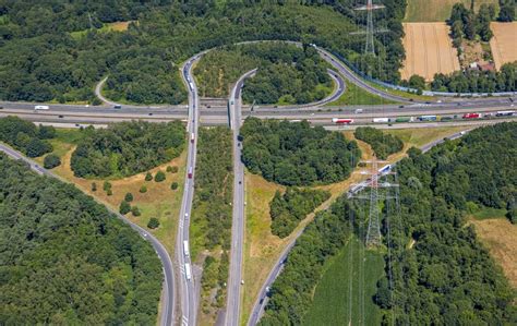 Ickern von oben Kleeblattförmige Verkehrsführung am Autobahnkreuz der