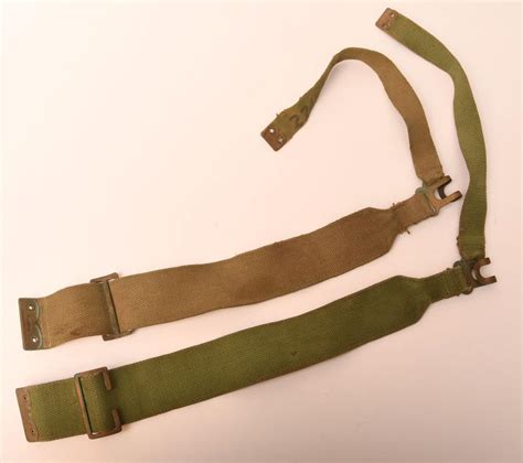 Regimentals BRITISH WWII PAIR OF L STRAPS