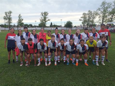 Fútbol femenino Pergamino no pudo contra Azul Diario Núcleo