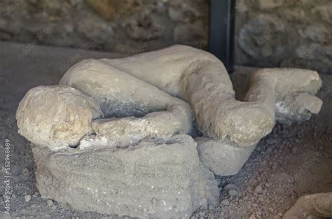 victim in pompeii of the eruption of mt vesuvius Stock Photo | Adobe Stock