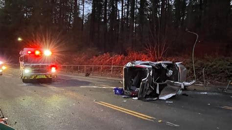 2 People Hospitalized As Stanley Park Causeway Crash Causes Rush Hour