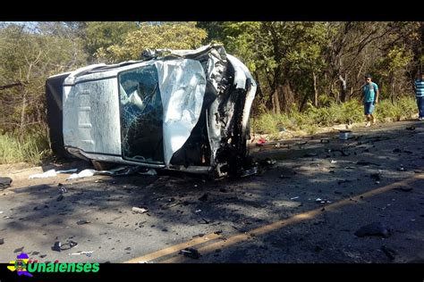 Unaienses Una Mg Grave Acidente Envolvendo Amarok E P Lio Entre