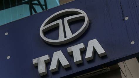 Singur Land Case Tata Motors Wins Entitled To Recover 766 Crore