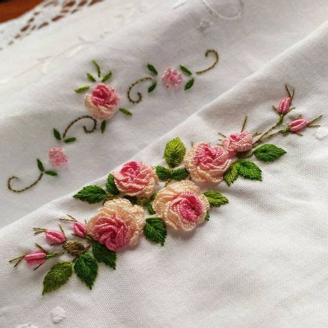 Idee Su Embroidery Nel Ricamo Ricami A Mano Ricamo Classico