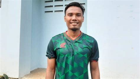 Gabung Ke Persikabo Aditya Putra Dewa Sudah Cicipi Asinan Khas