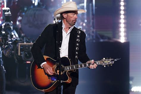 Country singer Toby Keith has died at the age of 62