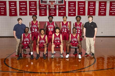 Athletics Junior High Boys Basketball