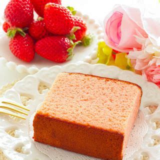 Resep Bolu Strawberry Camilan Lembut Untuk Teman Minum Teh Endeus TV