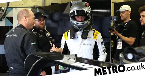 Michael Fassbender Crashes Out Of 24 Hours Of Le Mans Race Metro News