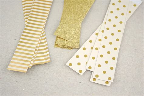 Paper Chain Garland Gold