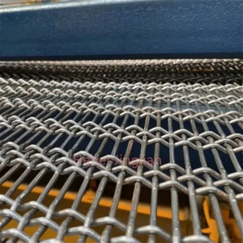 Full Automatic Stainless Steel Iron Aluminium Crimped Wire Mesh Weaving