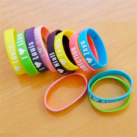 Glow In The Dark Gelang Karet Bandung