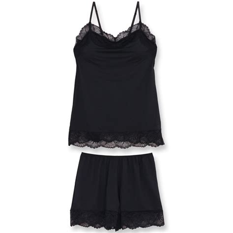 フランデランジェリー fran de lingerie 日常に寄り添うベーシックランジェリールームウェアとしてもインナーとしても使えるお得な