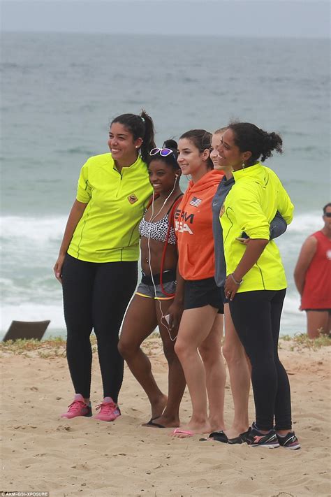 M C Bikini D O Bi N D N Hot Girl Tddc M L C B Ng M I Khi N C Nh N Ng C Ng Ph T Th M