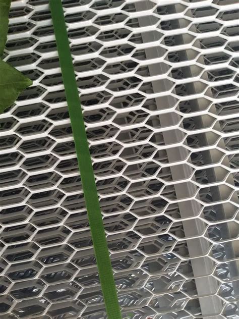 Decorative White Hexagonal Aluminum Expanded Metal Mesh Buy Hexagonal Expanded Metalaluminum