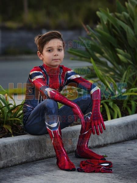 Total 86 imagen disfraz de iron spiderman para niños Abzlocal mx