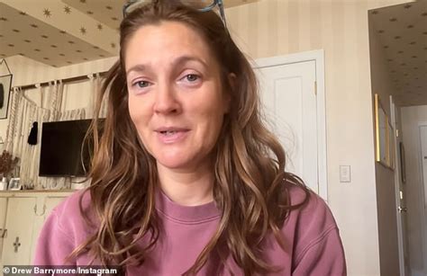 Drew Barrymore Pauses Premiere Of Her Show After Issuing Teary Eyed