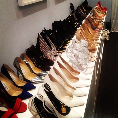 A sneak peek inside the Kardashian closet - News in Images - Emirates24|7