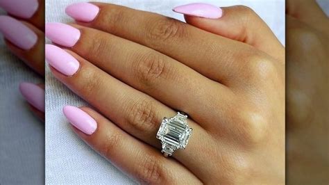 Emerald Cut Engagement Rings Are Making A Comeback Heres Why