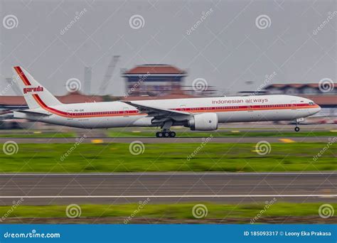 Garuda Indonesia Er Retro Livery Take Off Editorial Photography